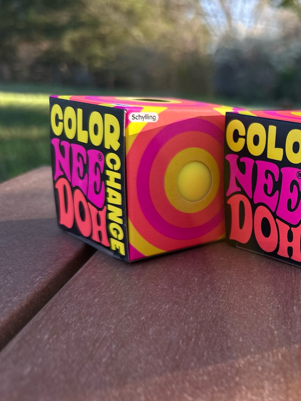 New NeeDoh Color Change Yellow Squishy Sensory Squish